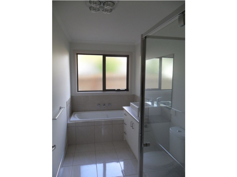 2/265 Settlement Road, Cowes VIC 3922