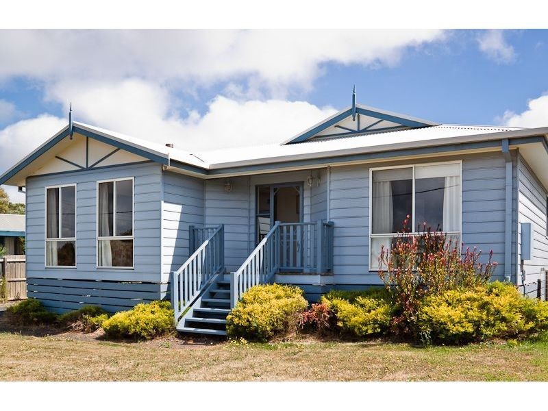24 California Drive, Smiths Beach VIC 3922
