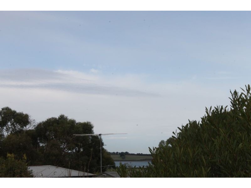 63 Rhyll-Newhaven Road, Rhyll VIC 3923