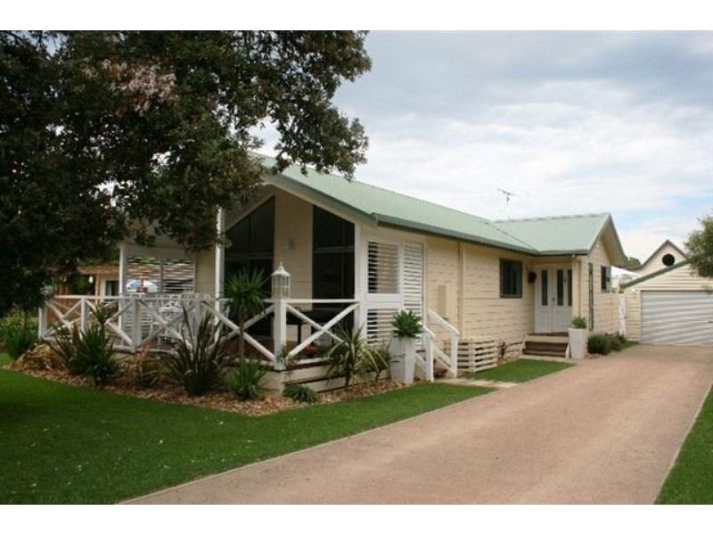 12 Honeysuckle Grove, Silverleaves VIC 3922