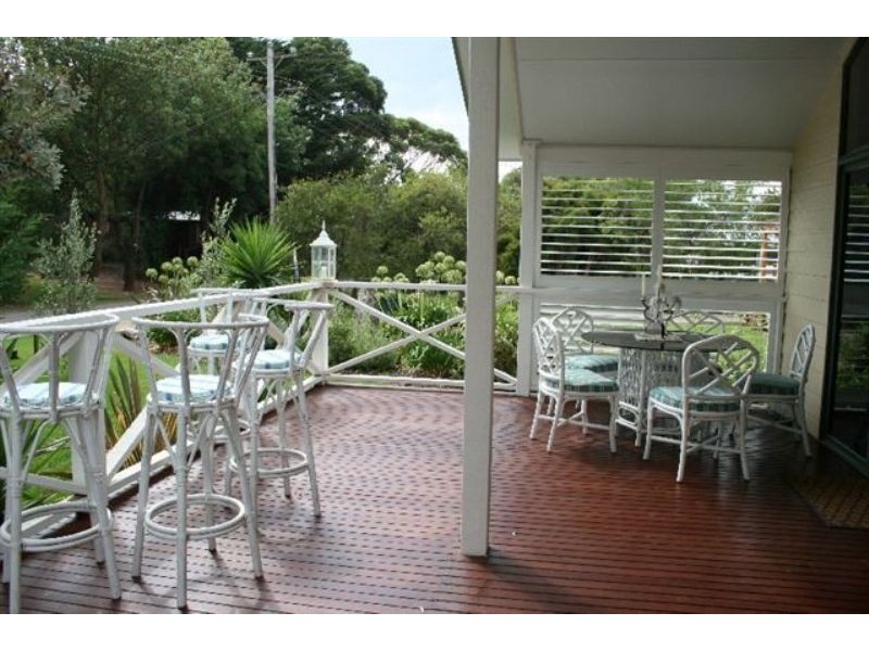 12 Honeysuckle Grove, Silverleaves VIC 3922