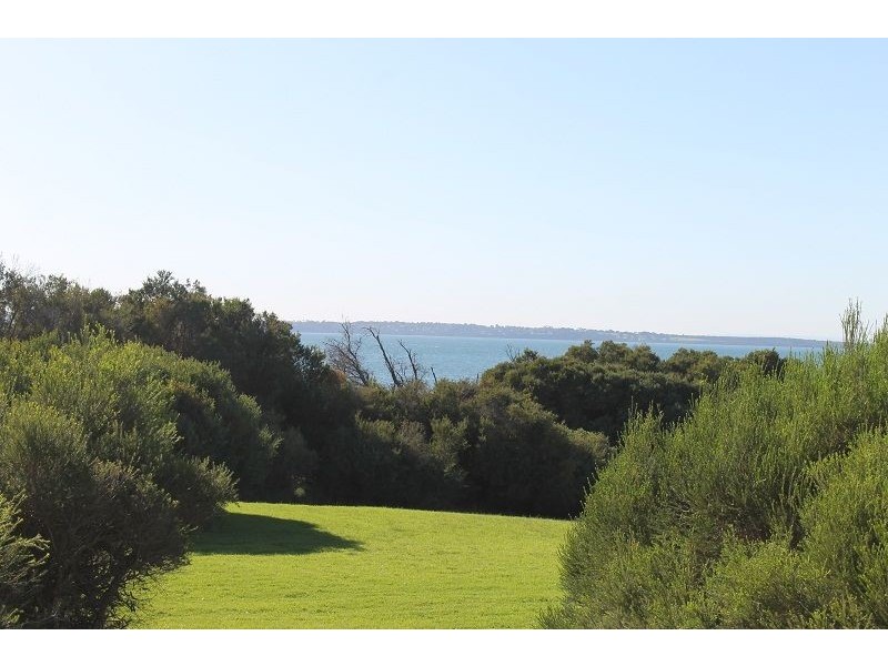 14 Seahaven Drive, Ventnor VIC 3922