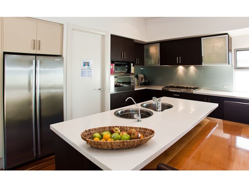 9 Hollywood Crescent, Smiths Beach VIC 3922