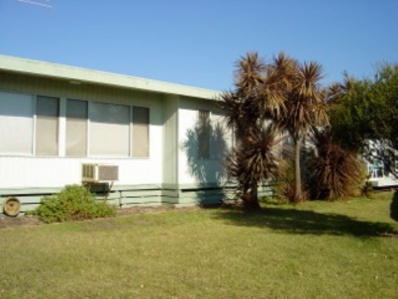 8 Highview Crescent, Surf Beach VIC 3922