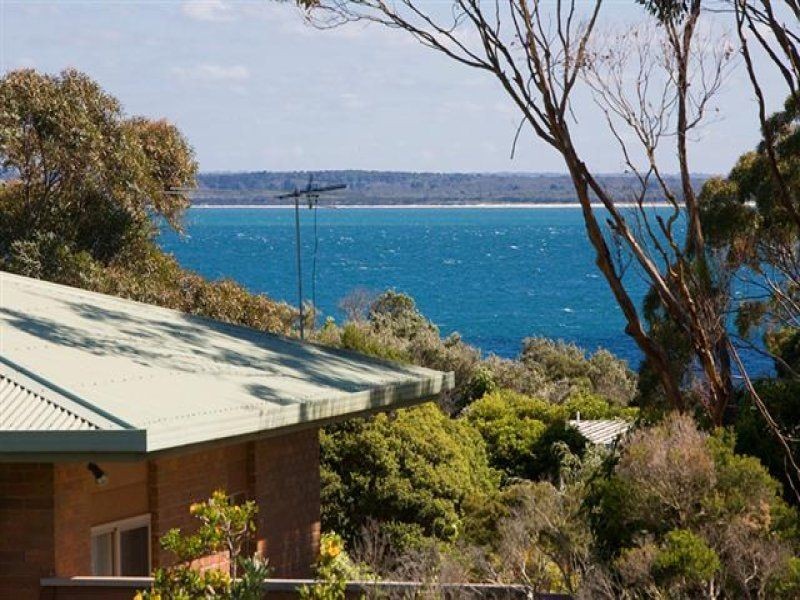 2/13 Langard Road, Cowes VIC 3922