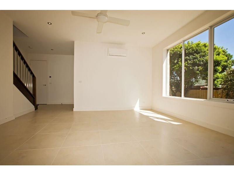 2/13 Langard Road, Cowes VIC 3922