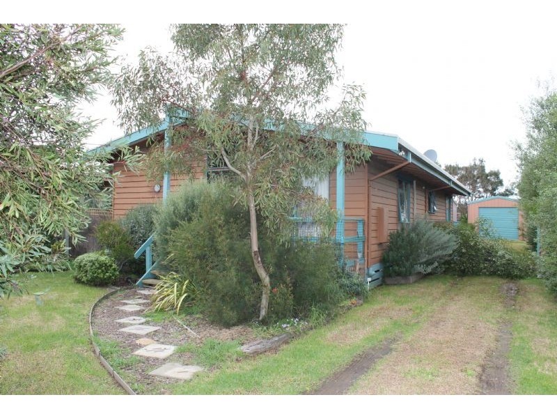 59 Churchill Drv, Cowes VIC 3922