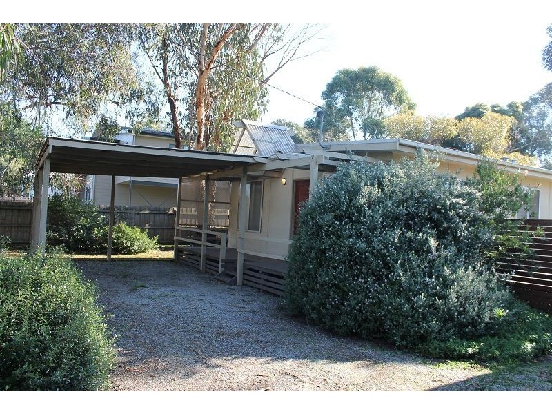 584 Settlement Road, Cowes VIC 3922