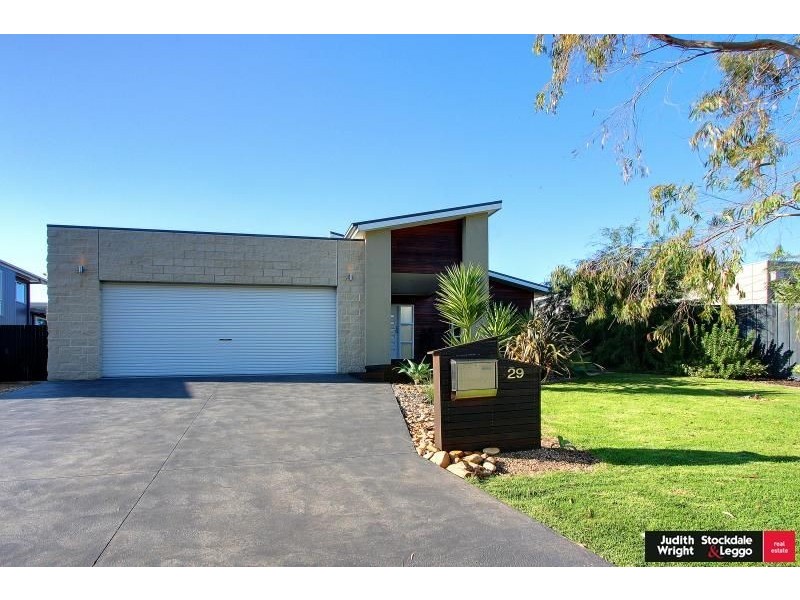 29 Norman Drive, Cowes VIC 3922