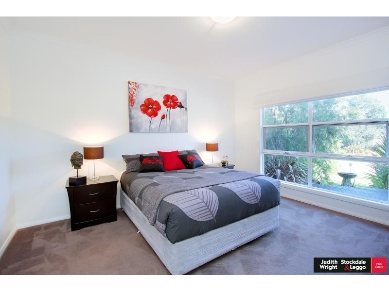 29 Norman Drive, Cowes VIC 3922