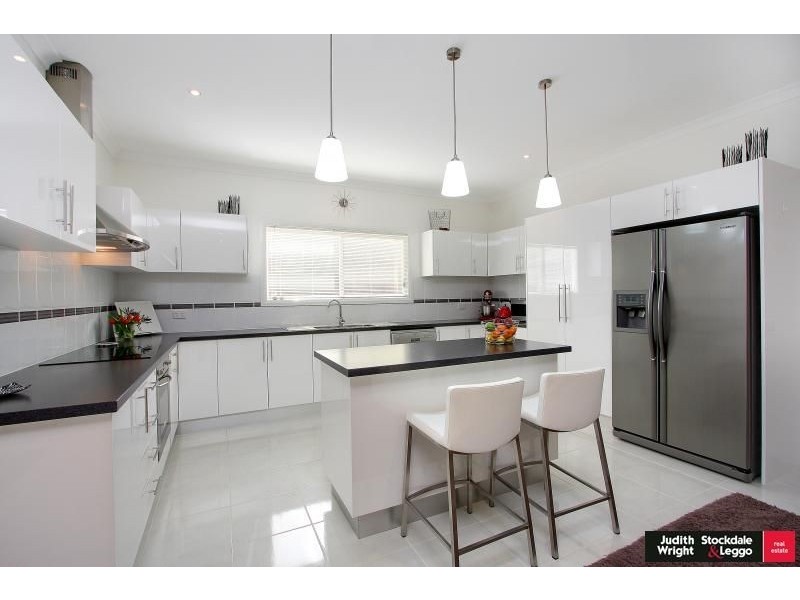 29 Norman Drive, Cowes VIC 3922