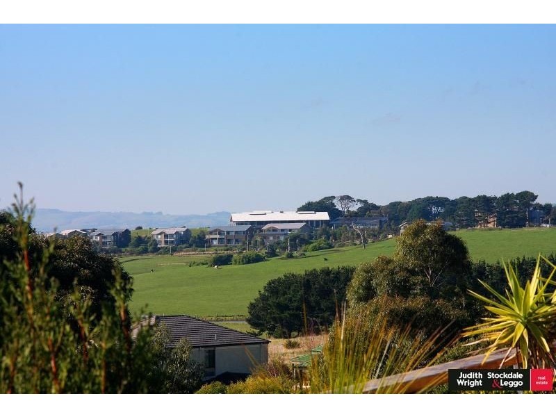 22 Bonwick Avenue, San Remo VIC 3925