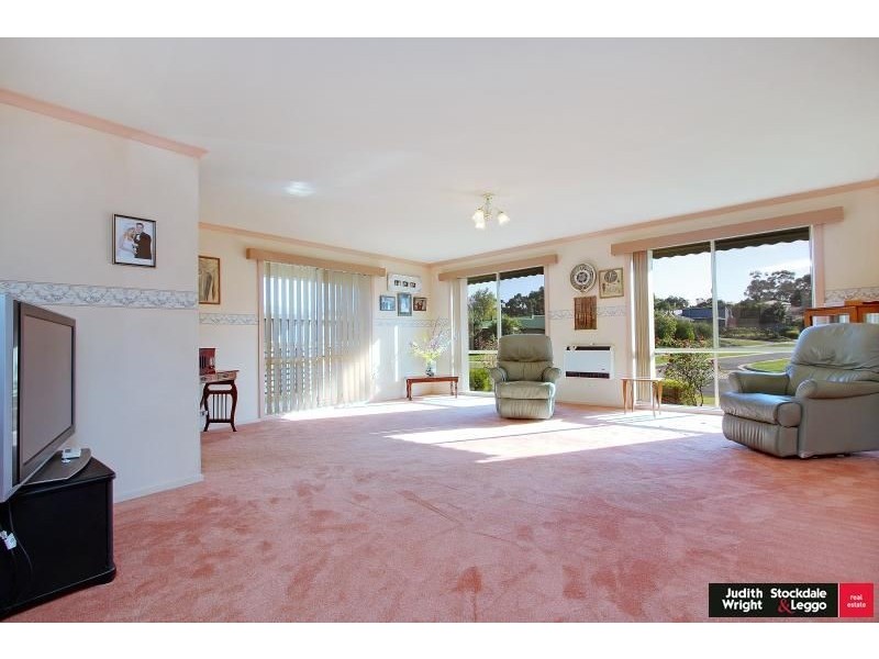 25 Manna Gum Drive, Cowes VIC 3922