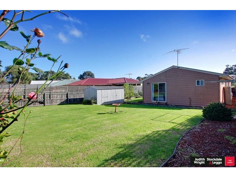 25 Manna Gum Drive, Cowes VIC 3922