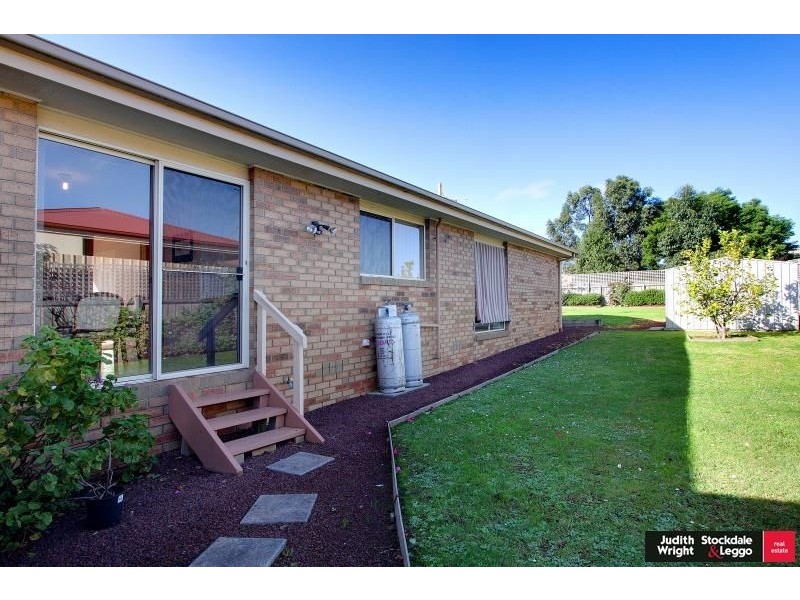 25 Manna Gum Drive, Cowes VIC 3922