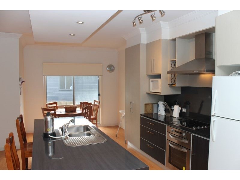 6 Chloe Close, Cowes VIC 3922