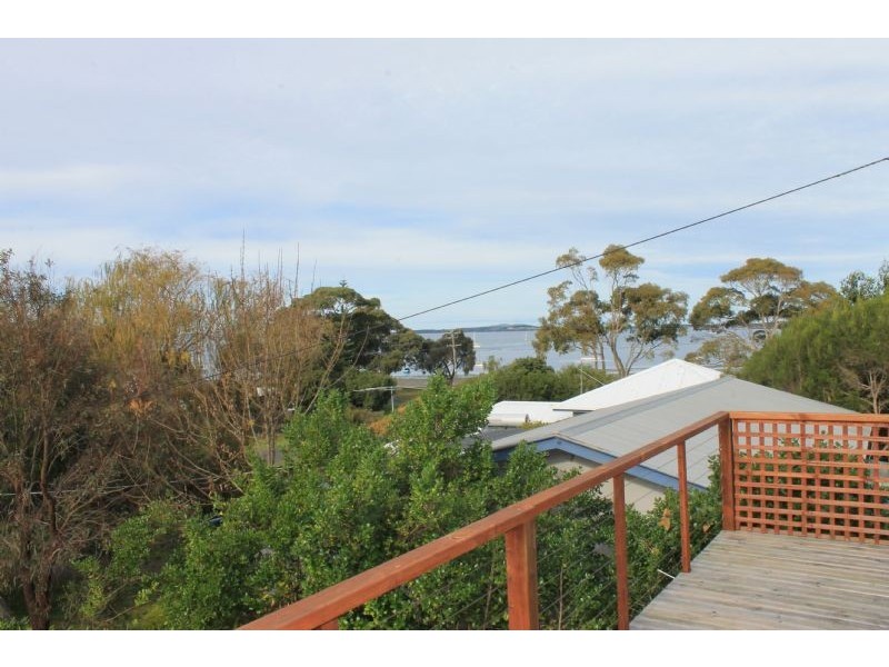 36 Walton Street, Rhyll VIC 3923