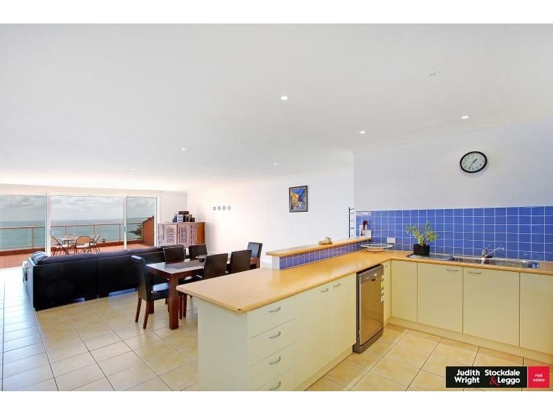 16/15-16 The Esplanade, Cowes VIC 3922