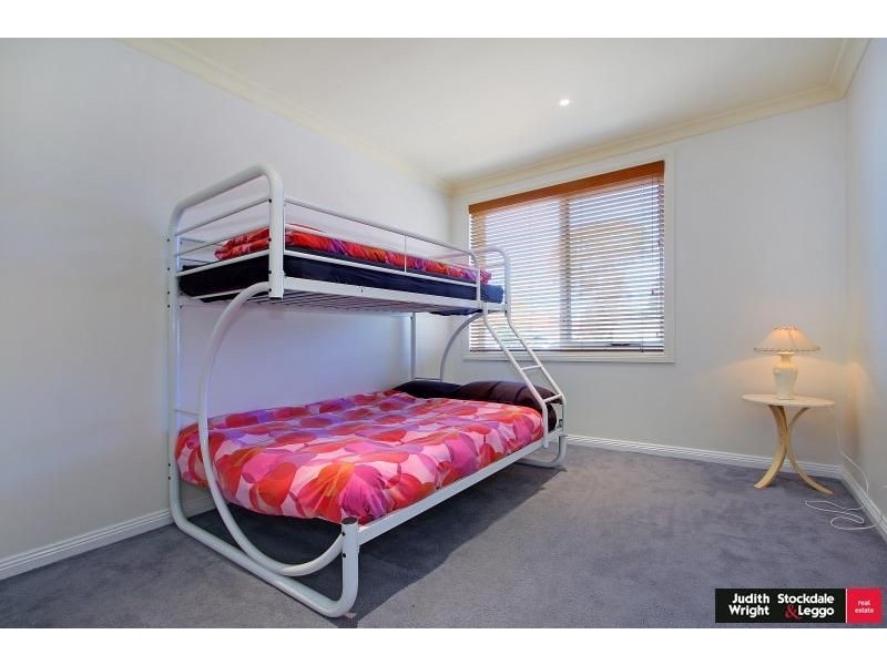 16/15-16 The Esplanade, Cowes VIC 3922