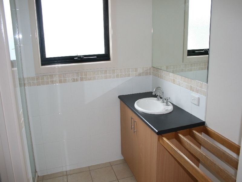 1/1 Penniwells Drive, San Remo VIC 3925