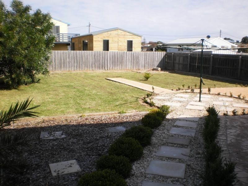 11 Lantana Road, Cape Woolamai VIC 3925