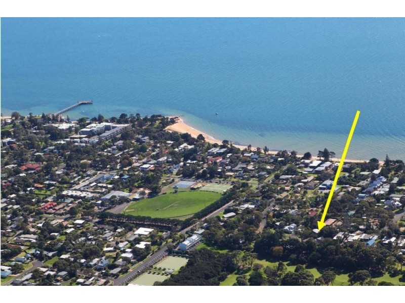 9 McLardy Crt, Cowes VIC 3922