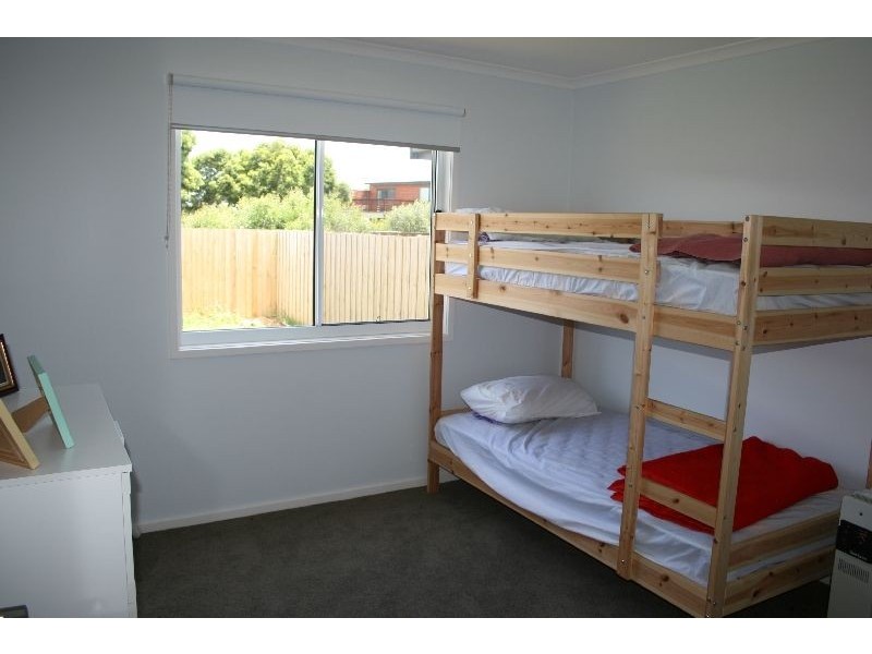 19 Vision Circuit, Sunset Strip VIC 3922