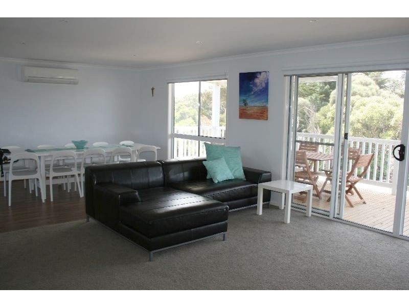 19 Vision Circuit, Sunset Strip VIC 3922