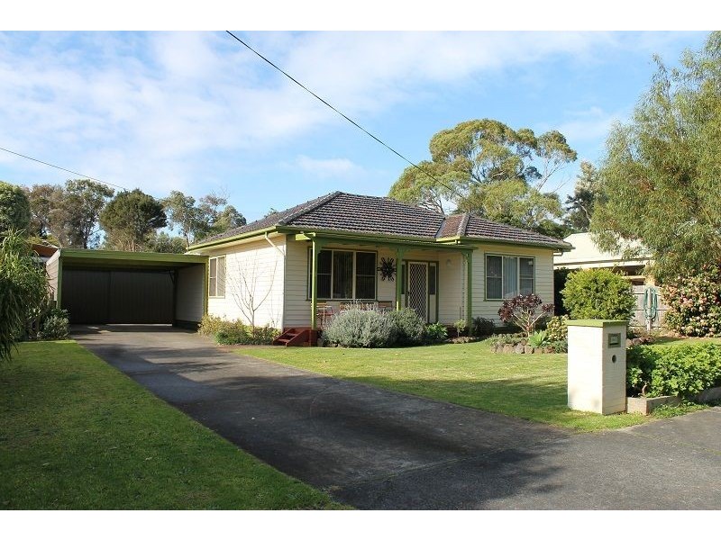 1 Alexander Avenue, Cowes VIC 3922