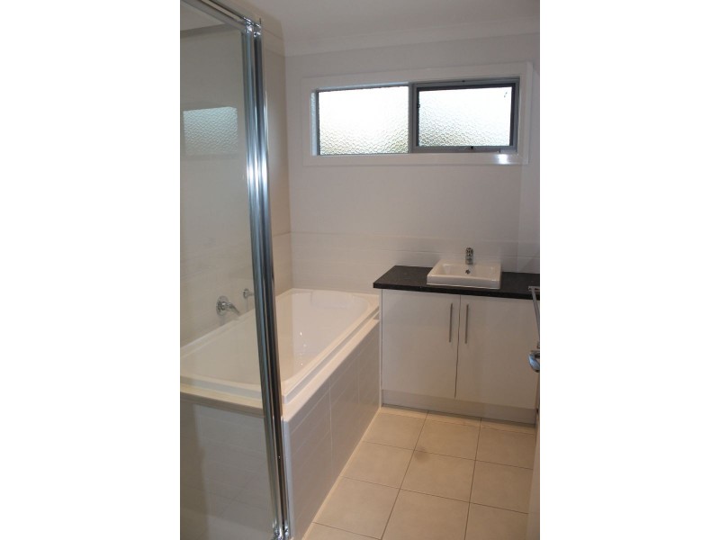 21 Alexander Avenue, Cowes VIC 3922