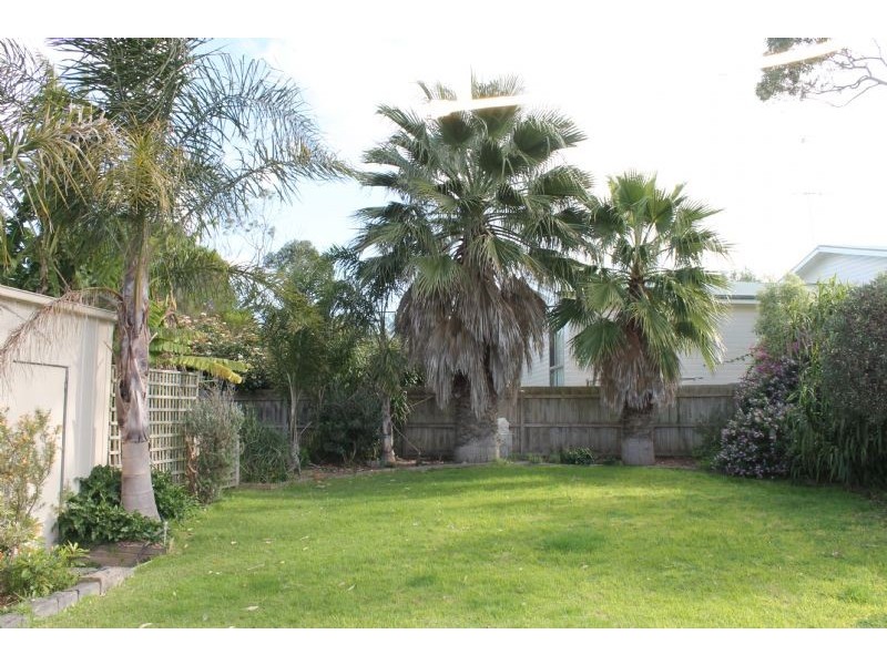 32 Steele Street, Cowes VIC 3922