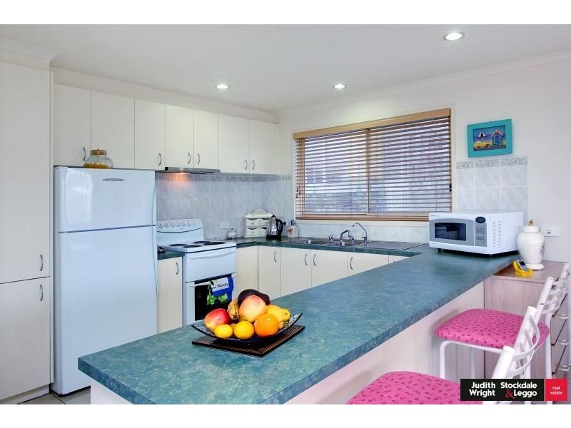 15 Halcyon Avenue, San Remo VIC 3925