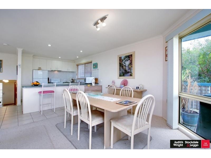 15 Halcyon Avenue, San Remo VIC 3925