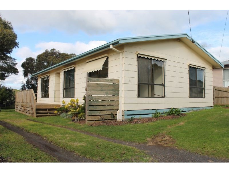 21 Scenic Drive, Cowes VIC 3922
