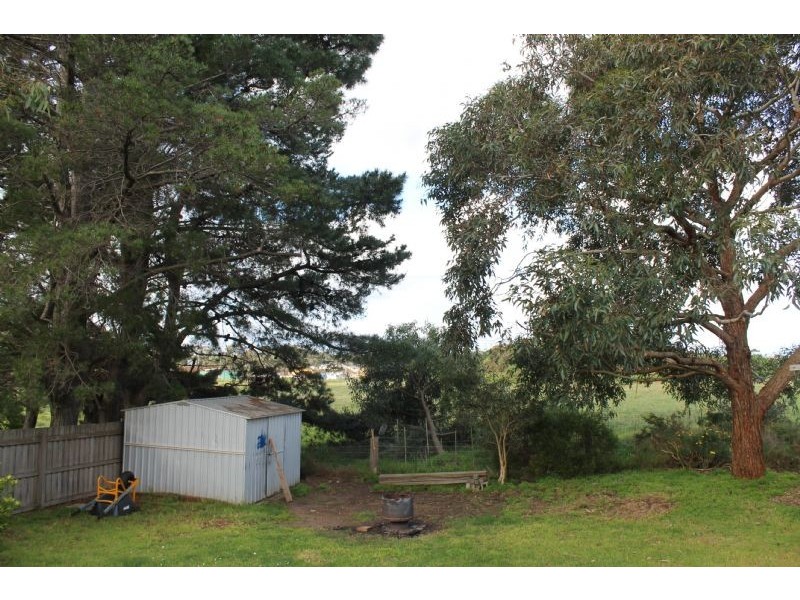 21 Scenic Drive, Cowes VIC 3922