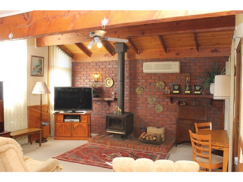 33 Walton Street, Cowes VIC 3922