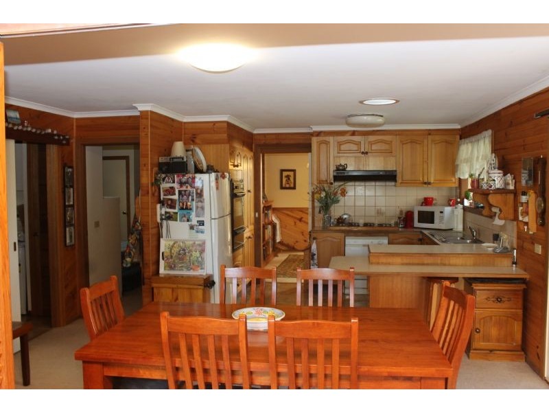 33 Walton Street, Cowes VIC 3922