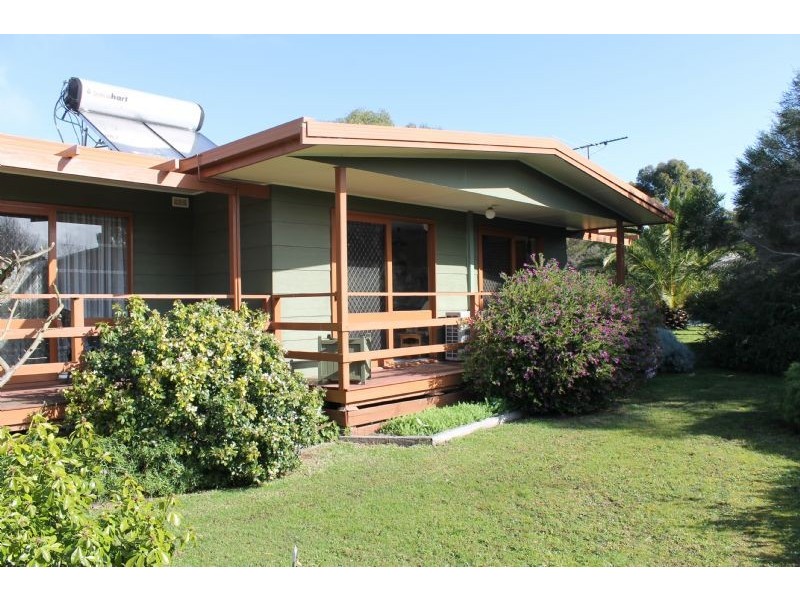 7 Iona Court, Cowes VIC 3922