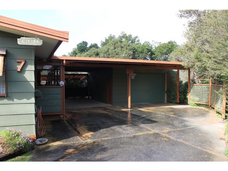 7 Iona Court, Cowes VIC 3922