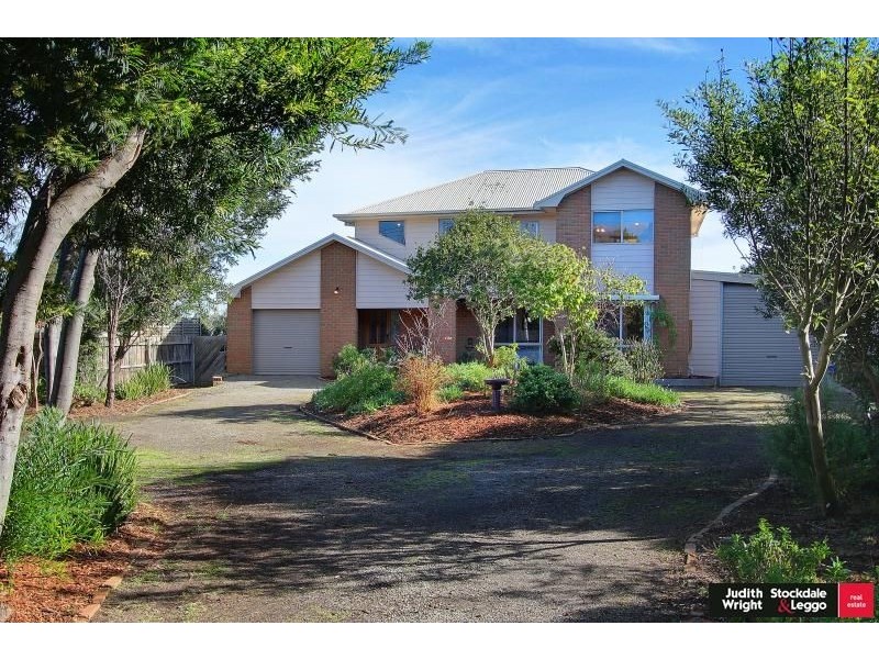 36 Red Rocks Road, Cowes VIC 3922