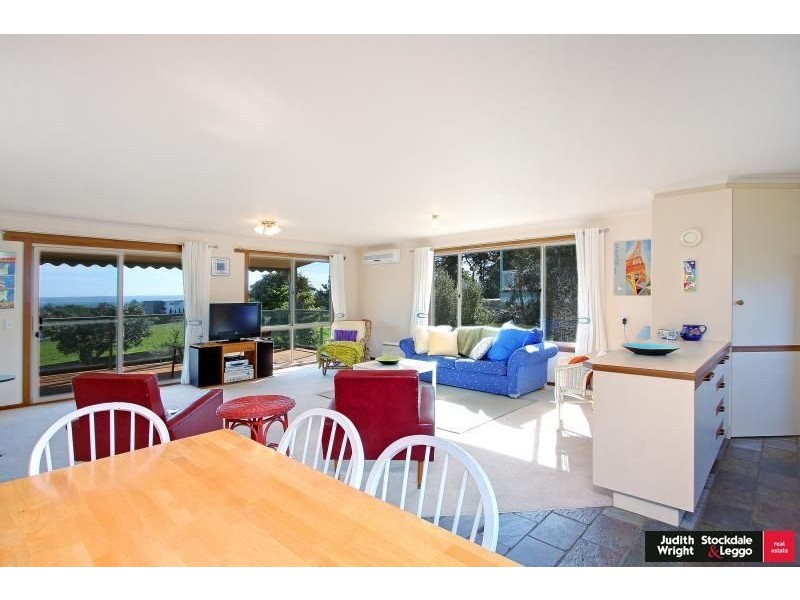 36 Red Rocks Road, Cowes VIC 3922