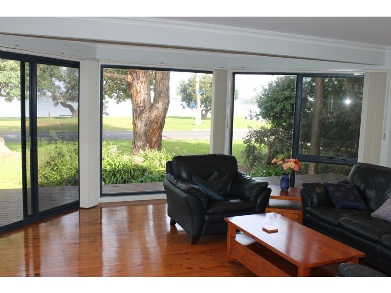 34 Beach Road, Rhyll VIC 3923