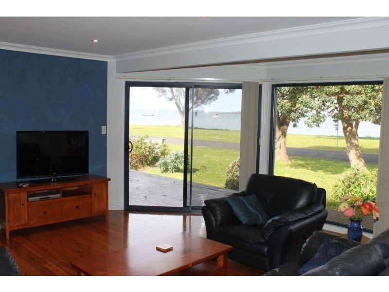 34 Beach Road, Rhyll VIC 3923