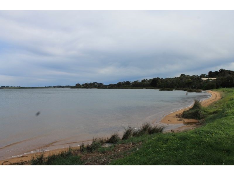 34 Beach Road, Rhyll VIC 3923