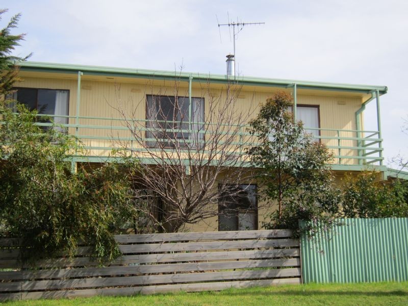 2 Hallway Drive, Wimbledon Heights VIC 3922