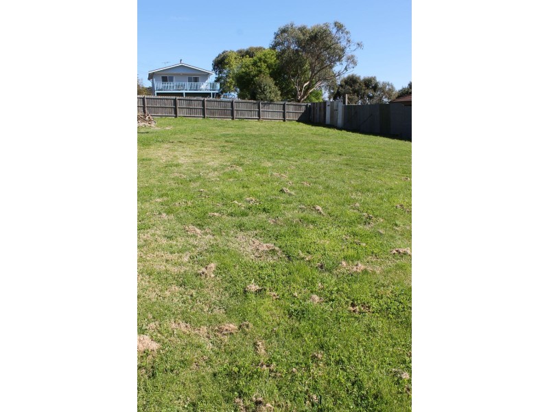 37 Phillip Island Rd, Sunset Strip VIC 3922