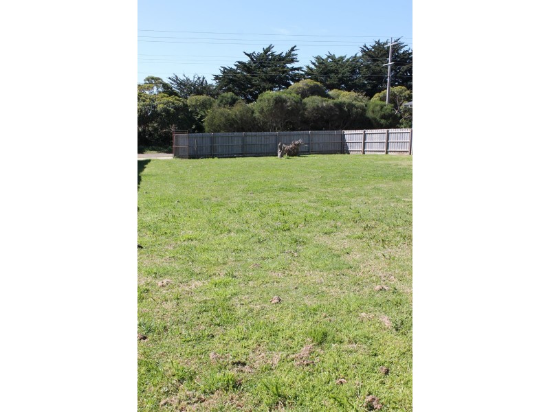 37 Phillip Island Rd, Sunset Strip VIC 3922