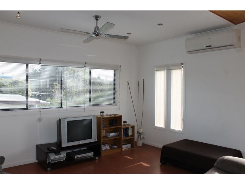 1 Hopetoun Crescent, Surf Beach VIC 3922