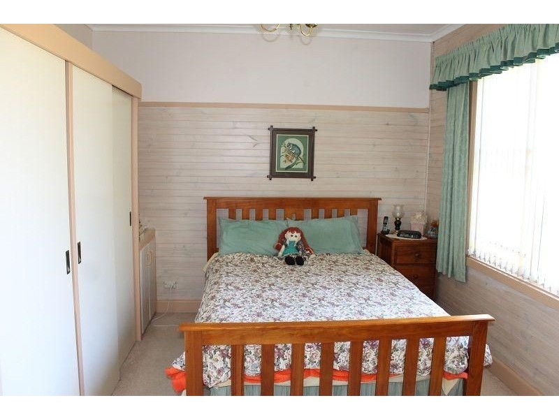 1 Alexander Avenue, Cowes VIC 3922