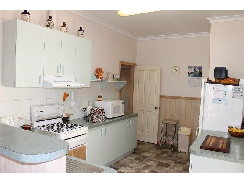 1 Alexander Avenue, Cowes VIC 3922